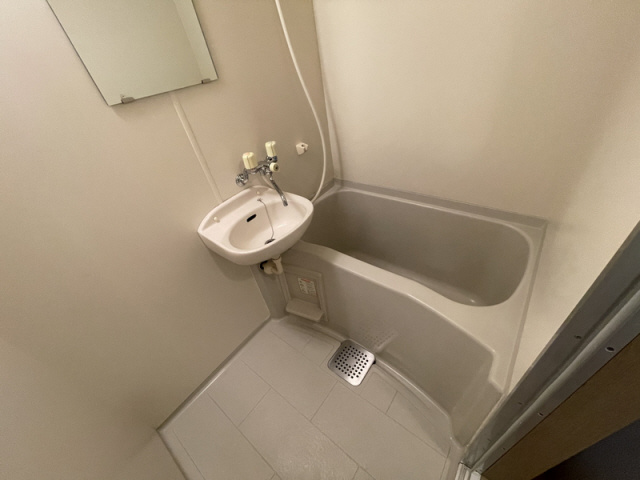 エステムコート芦屋西の浴室