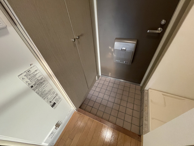 エステムコート芦屋西の玄関