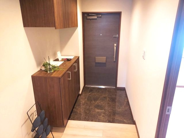 宝塚ガーデンハウスの玄関