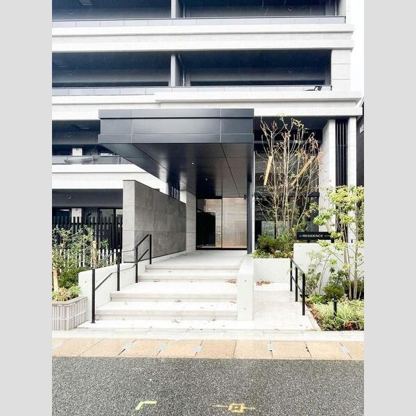 S-RESIDENCE百道aureate　百道小学校区のエントランス|S-RESIDENCE百道aureate