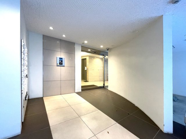 エヴィステージのエントランス