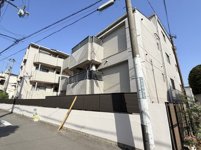 ベルロード六甲の外観