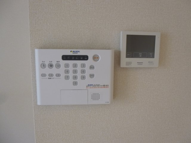 【TVモニター付きインターフォン】