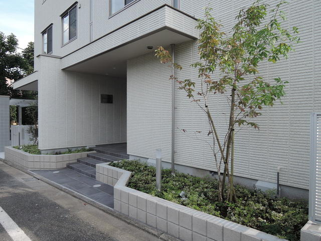 ＶＩＬＬＡ　ＢＬＡＮＫＡのエントランス|★エントランス★
