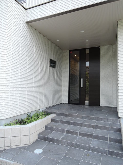 ＶＩＬＬＡ　ＢＬＡＮＫＡのエントランス|★エントランス★