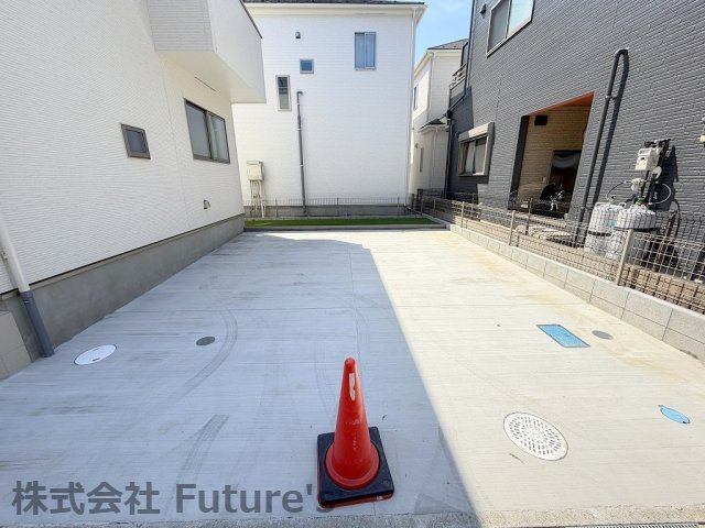 三郷市戸ケ崎5丁目　新築戸建　全10棟　A号棟の駐車場|カースペース並列2台可能