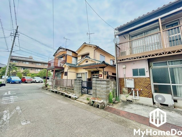 北区山田2期の前面道路含む現地写真