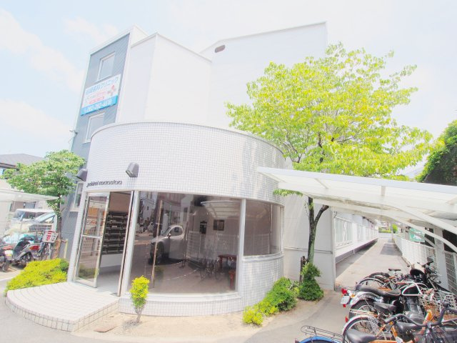 ヨシミマンションの外観