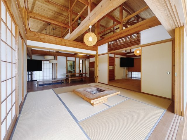 【中古戸建】桐生市川内町5丁目の和室|■和室｜「続き間の和室」は、戸を開ければ大空間、閉じれば個室として活用できるのでお子様の遊び場や客間としても便利です♪