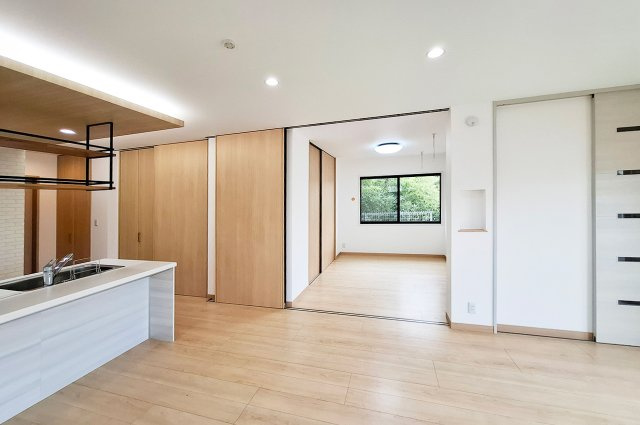 岸和田市門前町1丁目　中古戸建の居間・リビング