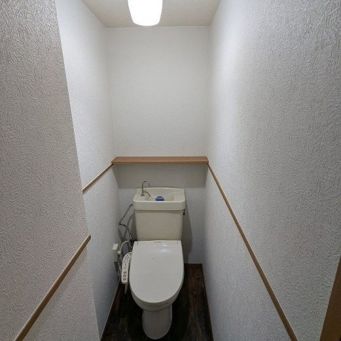 セカンドステージ【10,000円キャッシュバック対象物件】のトイレ|落ち着いたトイレです