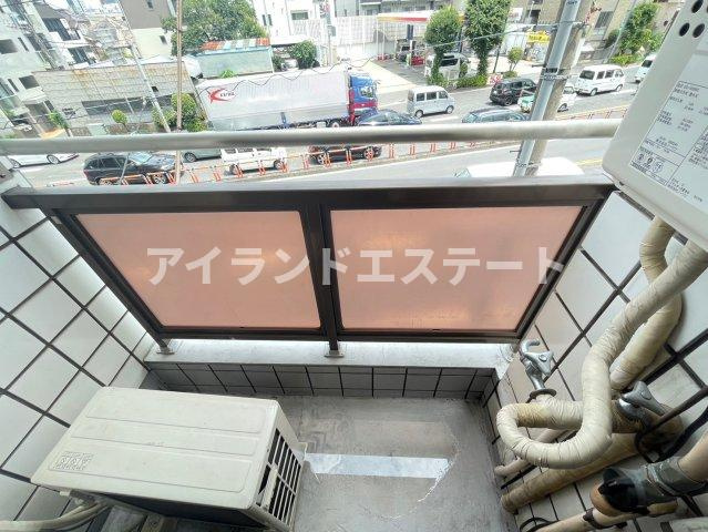 オクトメゾン駒沢　敷金0礼金0　ペット飼育可　事務所相談可のバルコニー