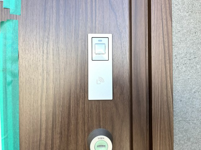 【玄関】 | 補助金対象！仲介手数料無料！華浦小学校に通える新築戸建　防府市新田　第８－１号棟　クレイドルガーデン　アーネストワン | 玄関キーはカザスタイプ
