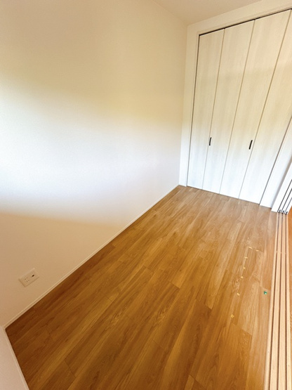 【寝室】 | Louis Apartment 吹田東リバーパーク