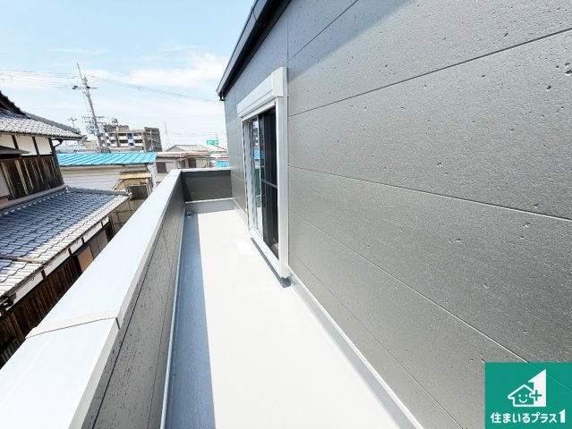 泉南市信達大苗代　新築一戸建てのバルコニー|日当たりのよいバルコニー！お部屋が開放的に！