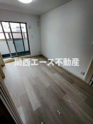 【居間・リビング】 | ピレーネ北条Ⅴ | 同一商品