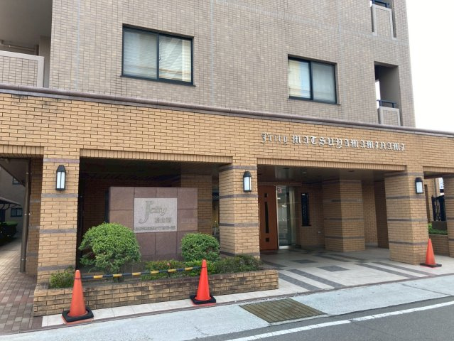 ☆選べる家具プレゼント☆ジェイシティ松山南のエントランス