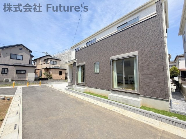 三郷市戸ケ崎5丁目　新築戸建　全10棟　D号棟の前面道路含む現地写真|前面道路含む現地写真です。