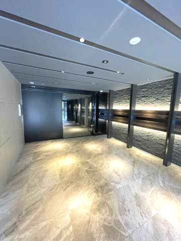 S-RESIDENCE難波大国町Deuxのロビー