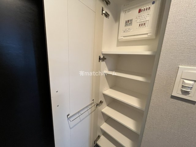 エスリードレジデンス　ザ・グラン大阪福島クラス　仲介手数料無料の収納