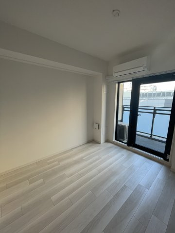 S-RESIDENCE新大阪Rishの居間・リビング|同マンション反転タイプを表示しています