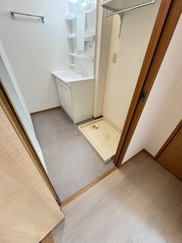 ロワール福原B棟の洗面所