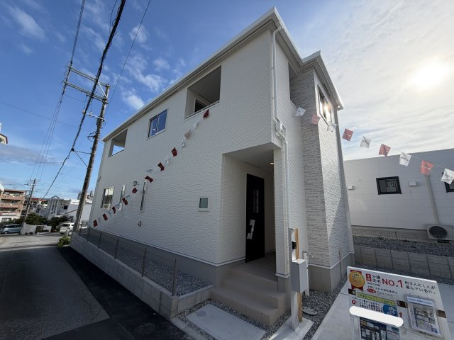 南城市玉城親慶原（全2棟）の外観|2号棟　並列駐車2台完備♪