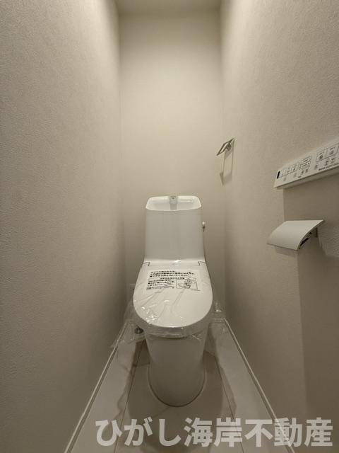 茅ヶ崎市西久保　新築戸建　全4棟のトイレ|洗浄機能付きお手洗い