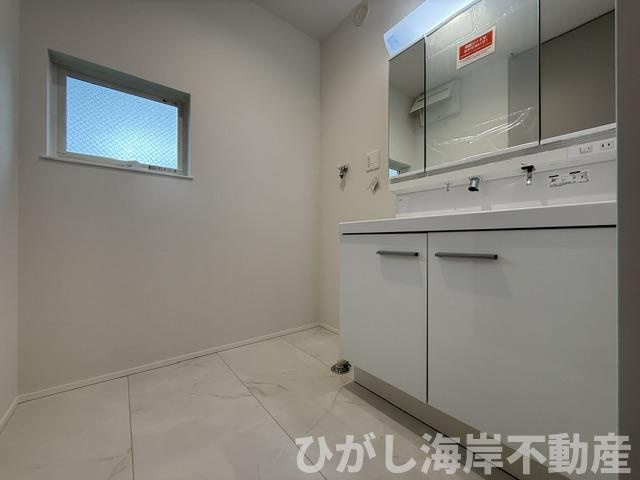 茅ヶ崎市西久保　新築戸建　全4棟の外観|5月2日撮影　建築中　現地外観