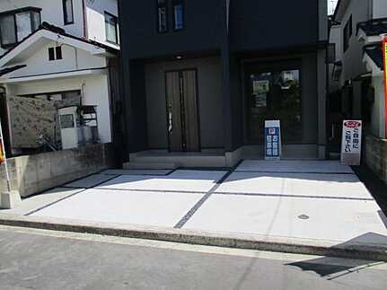 佐伯区美の里２丁目の駐車場