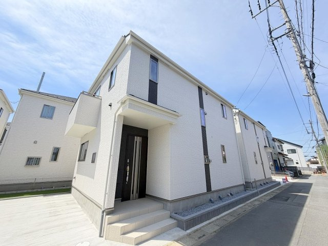 三郷市戸ケ崎5丁目　新築戸建　全10棟　B号棟