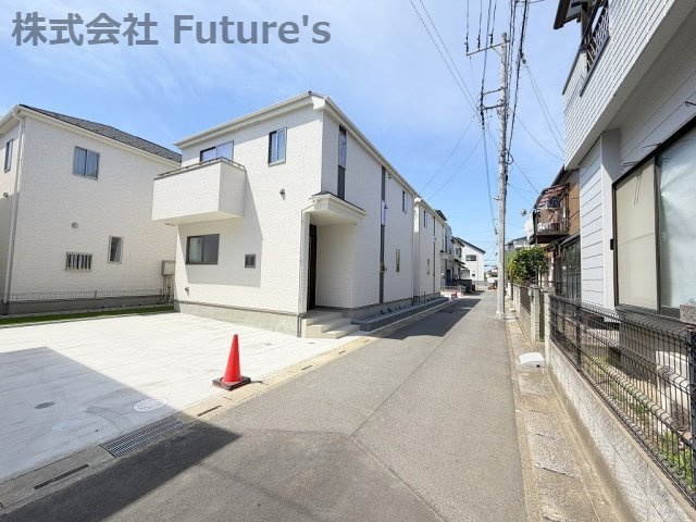 三郷市戸ケ崎5丁目　新築戸建　全10棟　B号棟の前面道路含む現地写真|前面道路含む現地写真です。