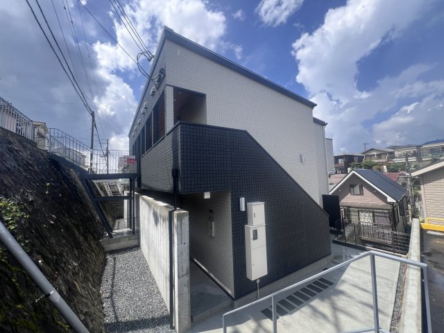 tentree神戸鈴蘭台の外観