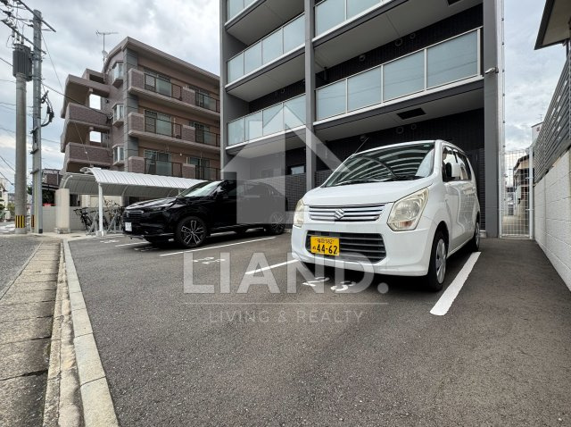 エルヴィータ箱崎　筥松小学校区の駐車場|エルヴィータ箱崎