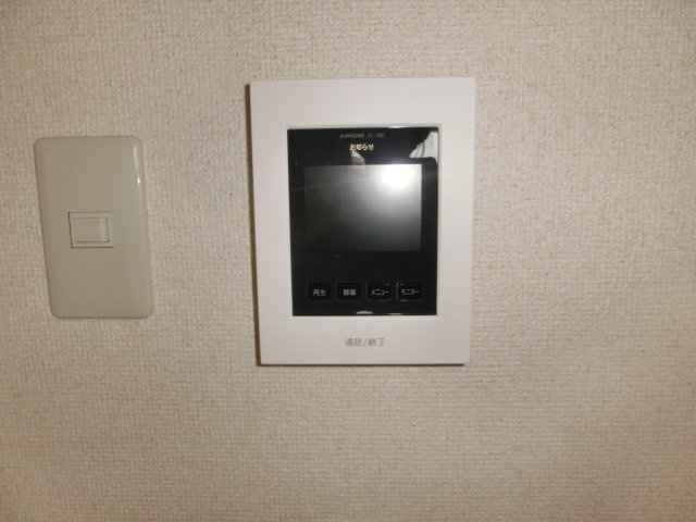 ジュネス栗原のセキュリティ|インターホン