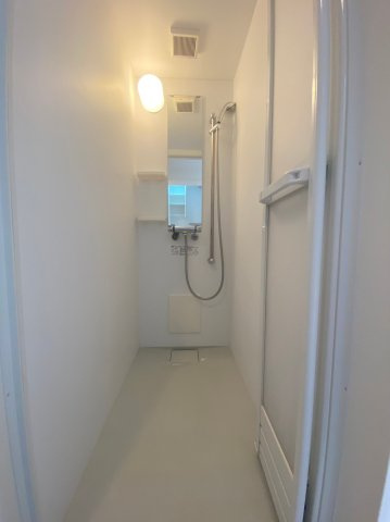 YuzHouseのシャワールーム|101号室イメージの為、現状を優先致します。