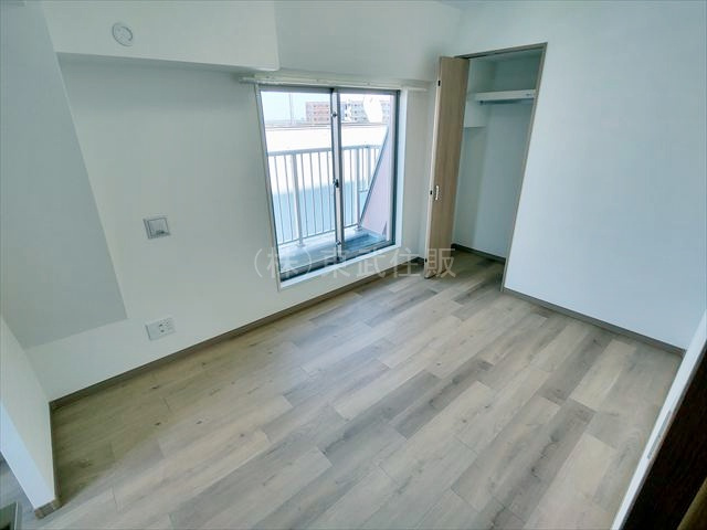 【寝室】の画像