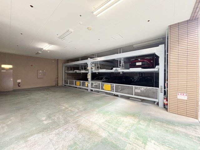 藤和シティホームズ芦屋の駐車場