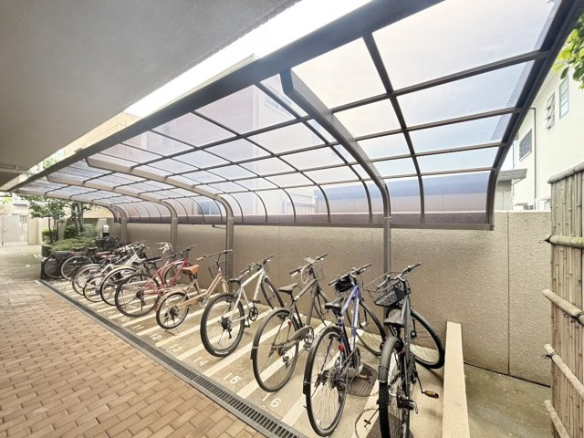 藤和シティホームズ芦屋の駐輪場