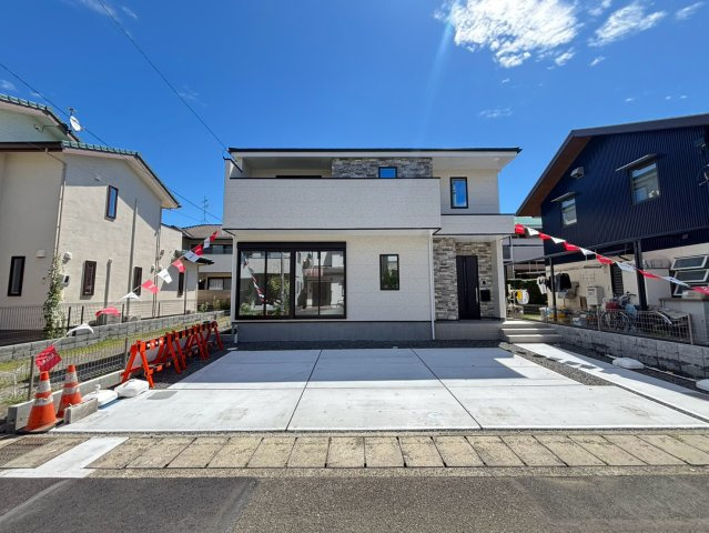 静岡市駿河区曲金2期　全1棟