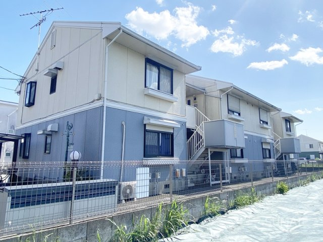 クレセントハイムの外観|閑静な住宅地！