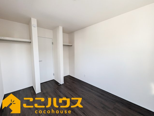 南城市玉城親慶原　新築戸建て　全2棟　2号棟の収納|子供部屋5.25帖
