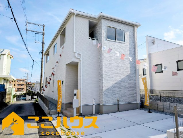 南城市玉城親慶原　新築戸建て　全2棟　2号棟の外観|長期優良住宅認定物件です！