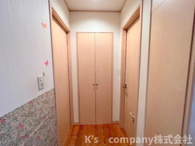 ■藤沢市遠藤　中古戸建の収納|1階の玄関ホールには収納スペース付き☆