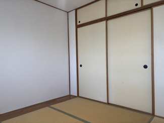 【収納】 | 鶴川２丁目団地 | 収納たっぷりの押入です。
