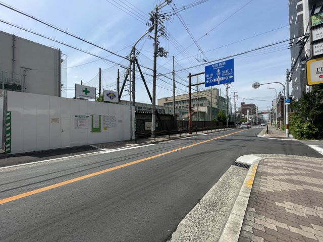 ダイスタービルの周辺