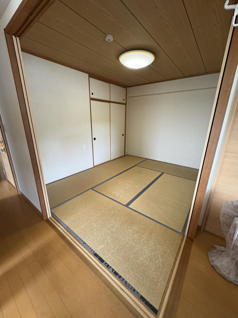 サーパス鴨部第2の和室