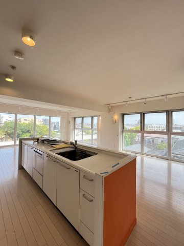 【キッチン】 | トランセット覚王山