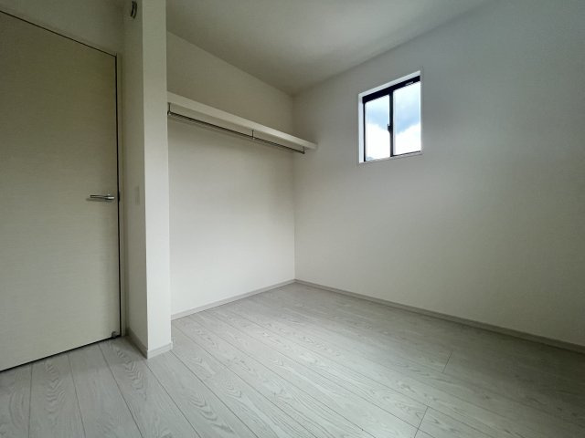 糟屋郡久山町大字猪野５期　１号棟の洋室