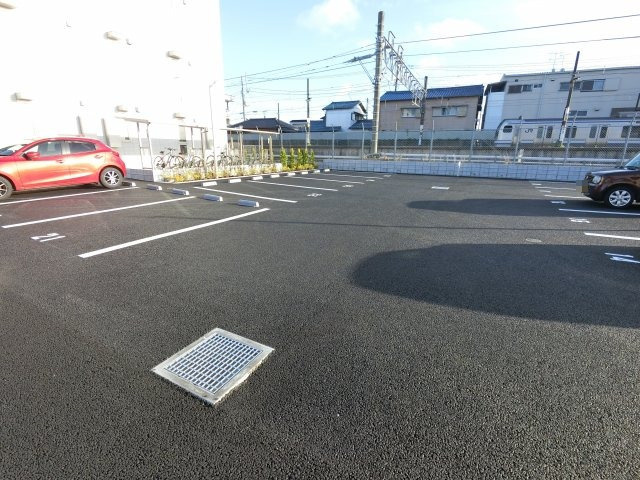 【駐車場】